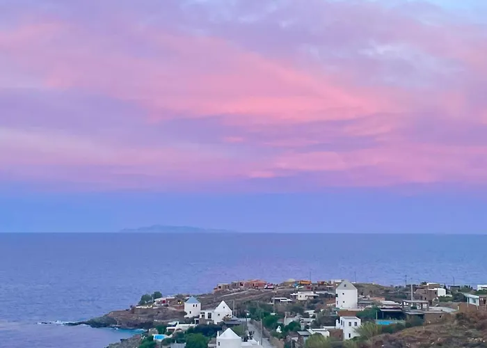 Tzia Blue Bed & Breakfast