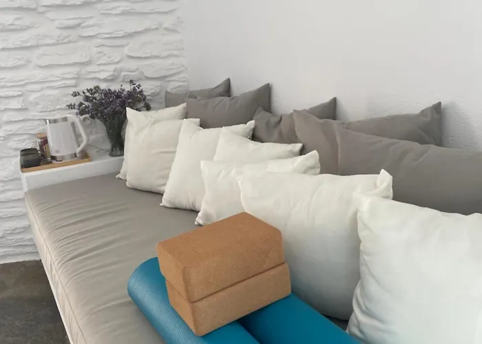Bed & Breakfast Tzia Blue Koundouros