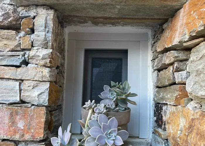 Tzia Blue Bed & Breakfast 3*